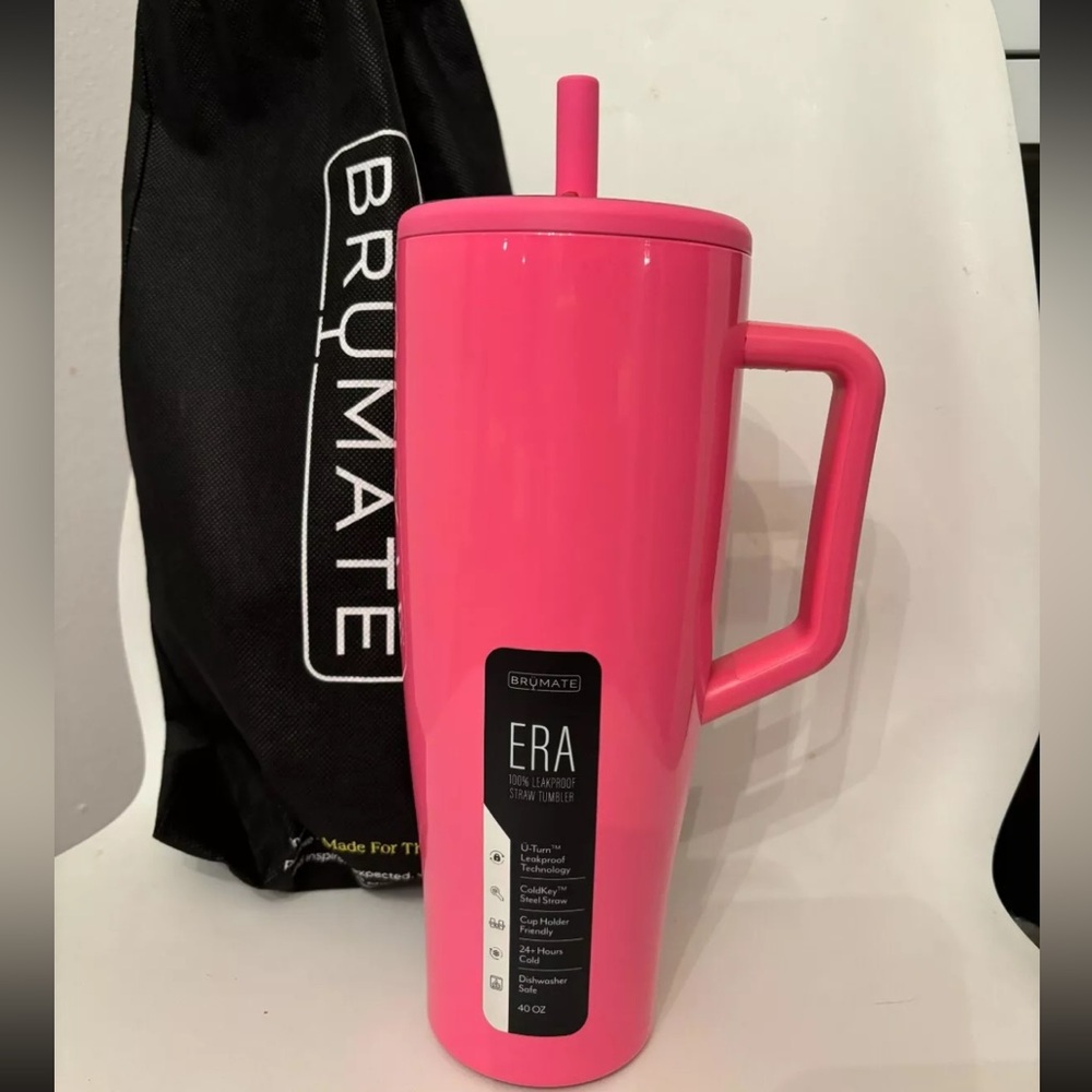 NWT neon pink era brumate